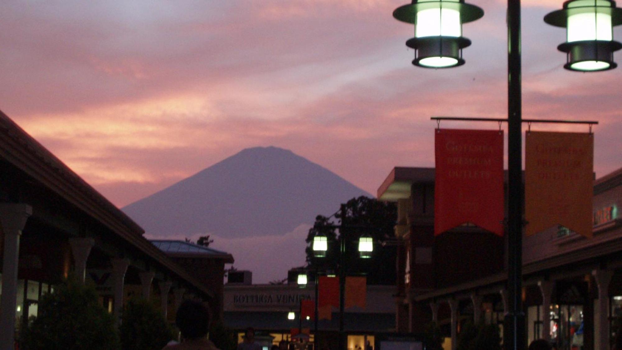 Toyoko Inn Gotemba Ekimae ภายนอก รูปภาพ